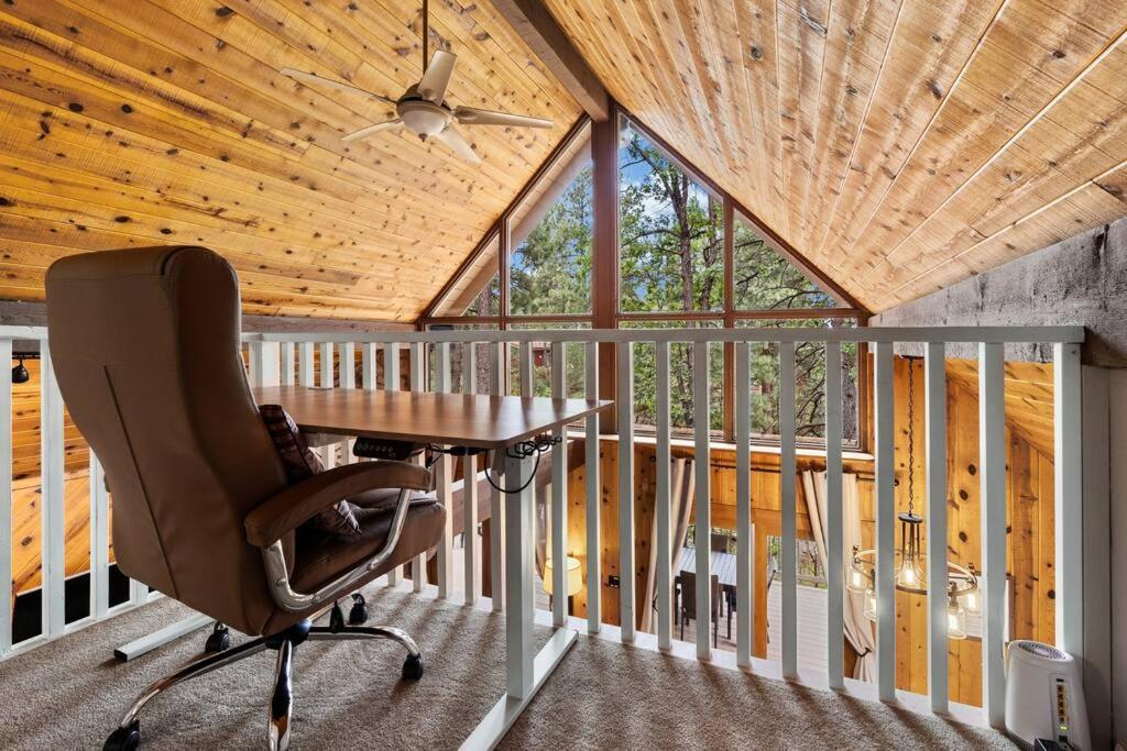 Luxury Cabin Oasis Getaway Heart Of Munds Park Eksteriør billede