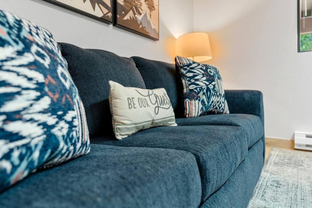 Luxury Cabin Oasis Getaway Heart Of Munds Park Eksteriør billede