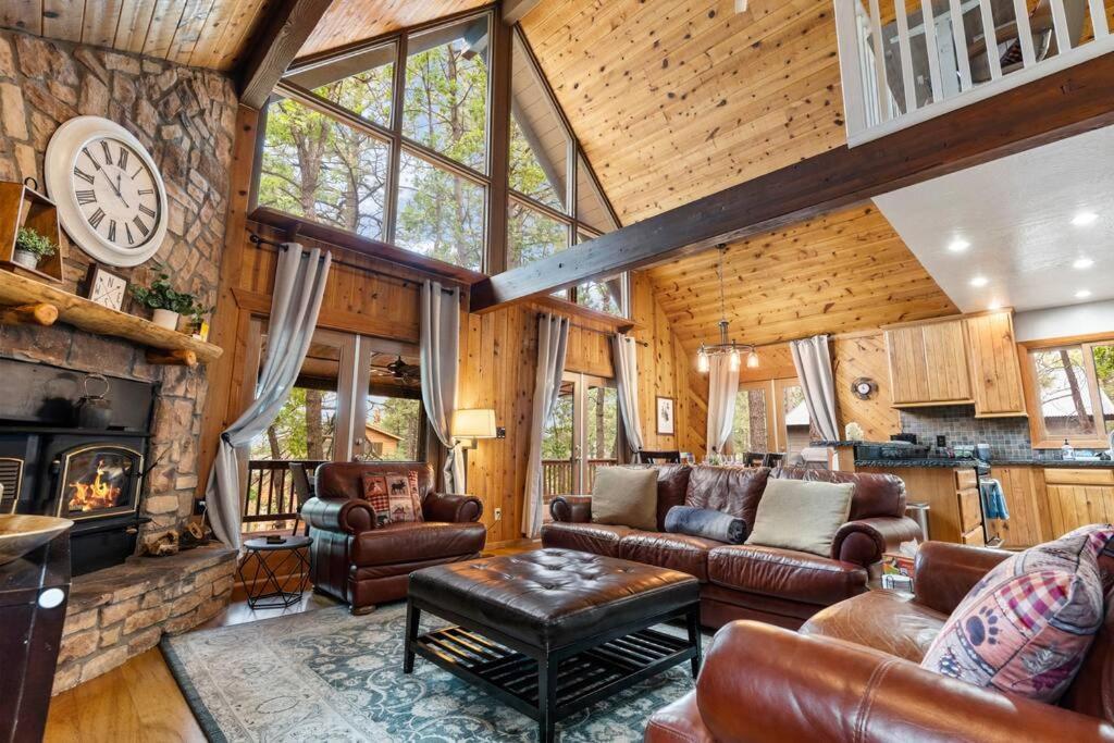 Luxury Cabin Oasis Getaway Heart Of Munds Park Eksteriør billede